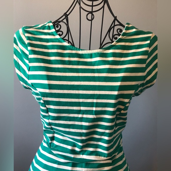 Old navy stripped cap sleeve dress - Picture 3 of 7